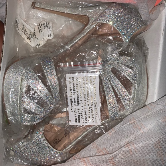 High Heeled Sandals (Silver) - Picture 6 of 7